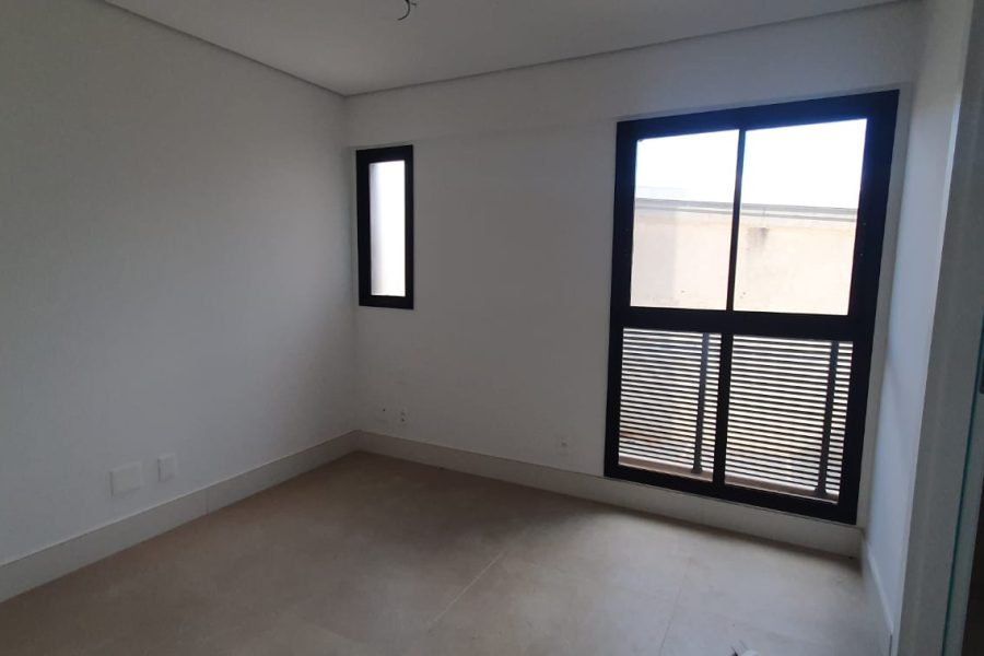 WhatsApp Image 2025-12-08 at 12.06.55 (7)