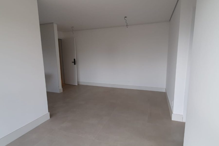 WhatsApp Image 2025-12-08 at 12.06.57 (1)