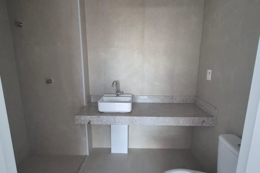 WhatsApp Image 2025-12-08 at 12.07.59