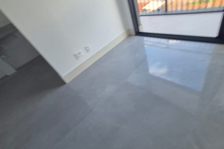 WhatsApp Image 2025-12-08 at 12.08.01 (1)