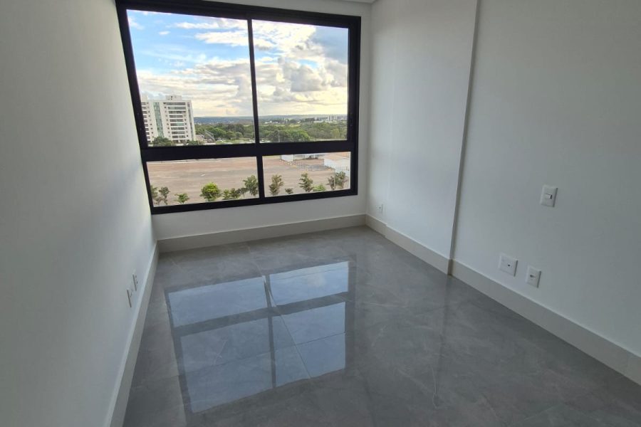 WhatsApp Image 2025-12-08 at 12.08.02 (2)